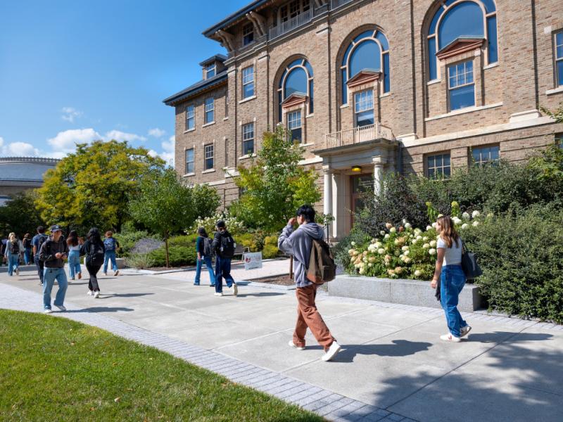 Students on the Ag Quad.